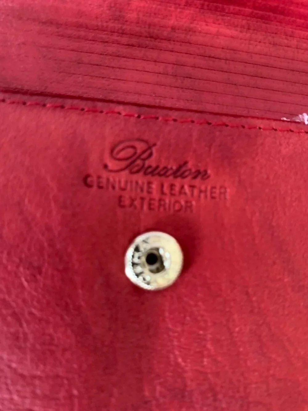 JULIA BUXTON HEIRESS COLLECTION GENUINE LEATHER RED WALLET WITH KEYCHAIN